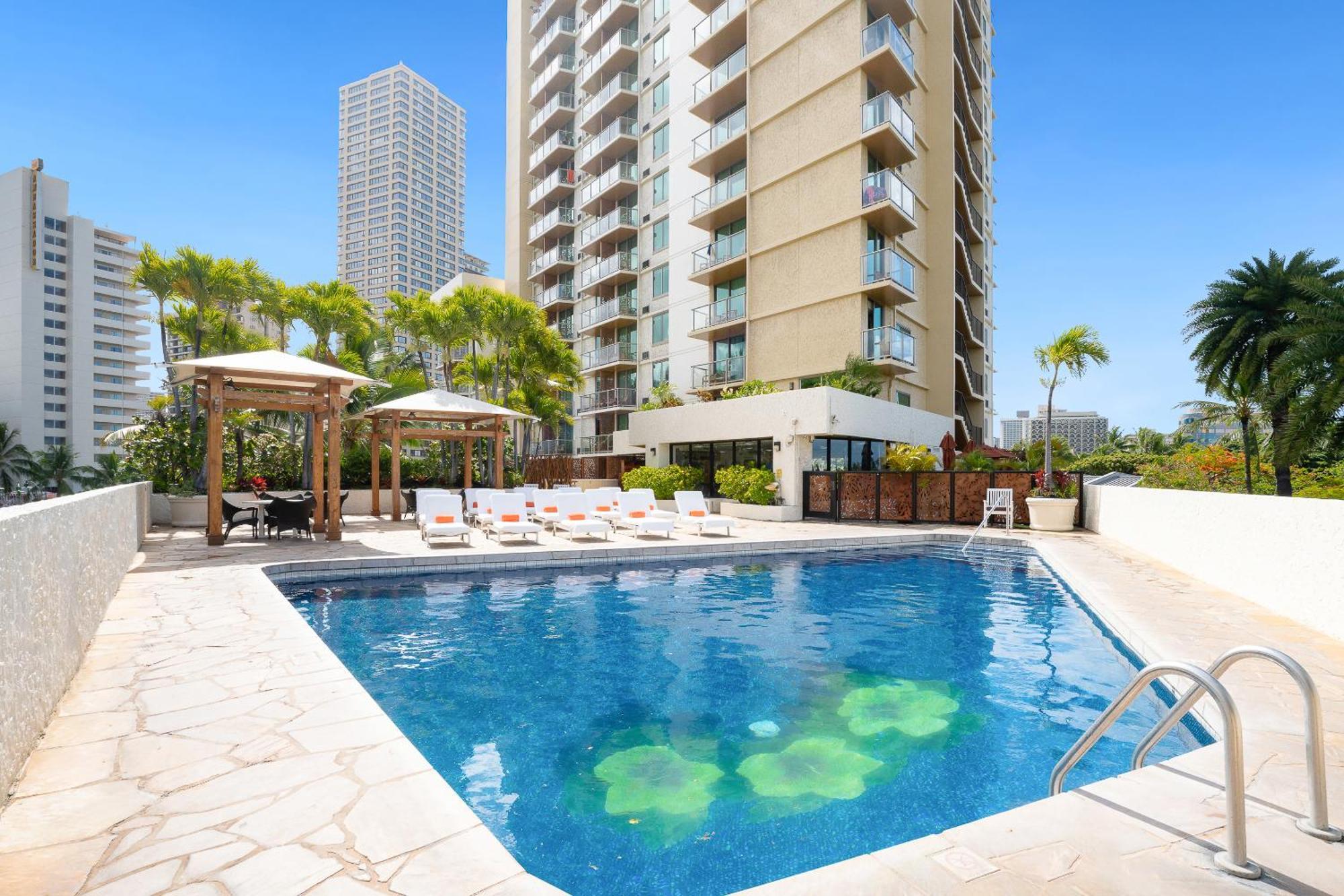 Luana Waikiki Hotel & Suites Honolulu Exterior photo