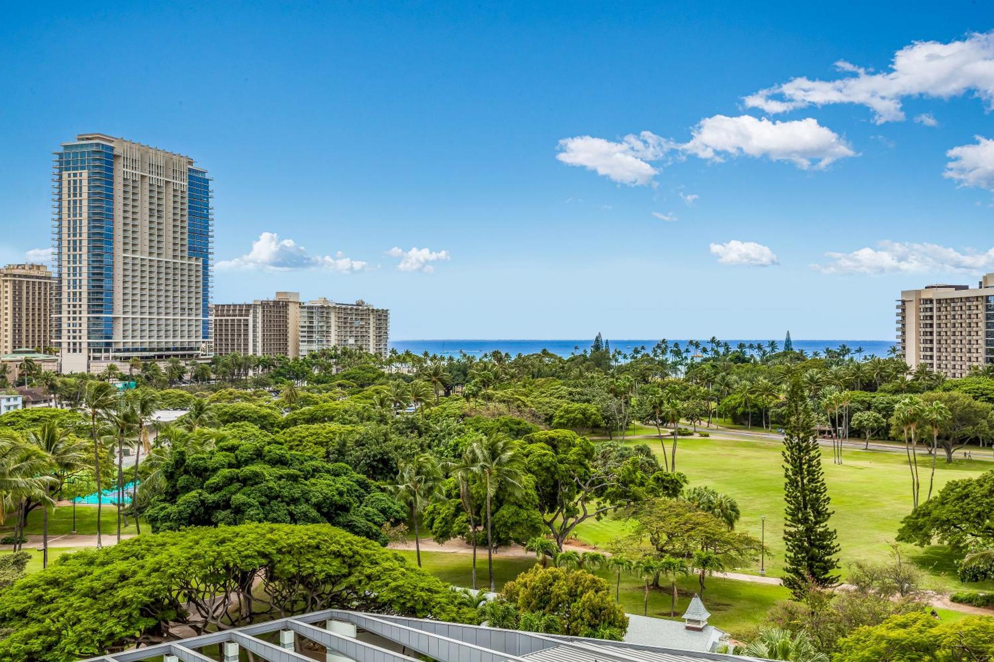 Luana Waikiki Hotel & Suites Honolulu Exterior photo