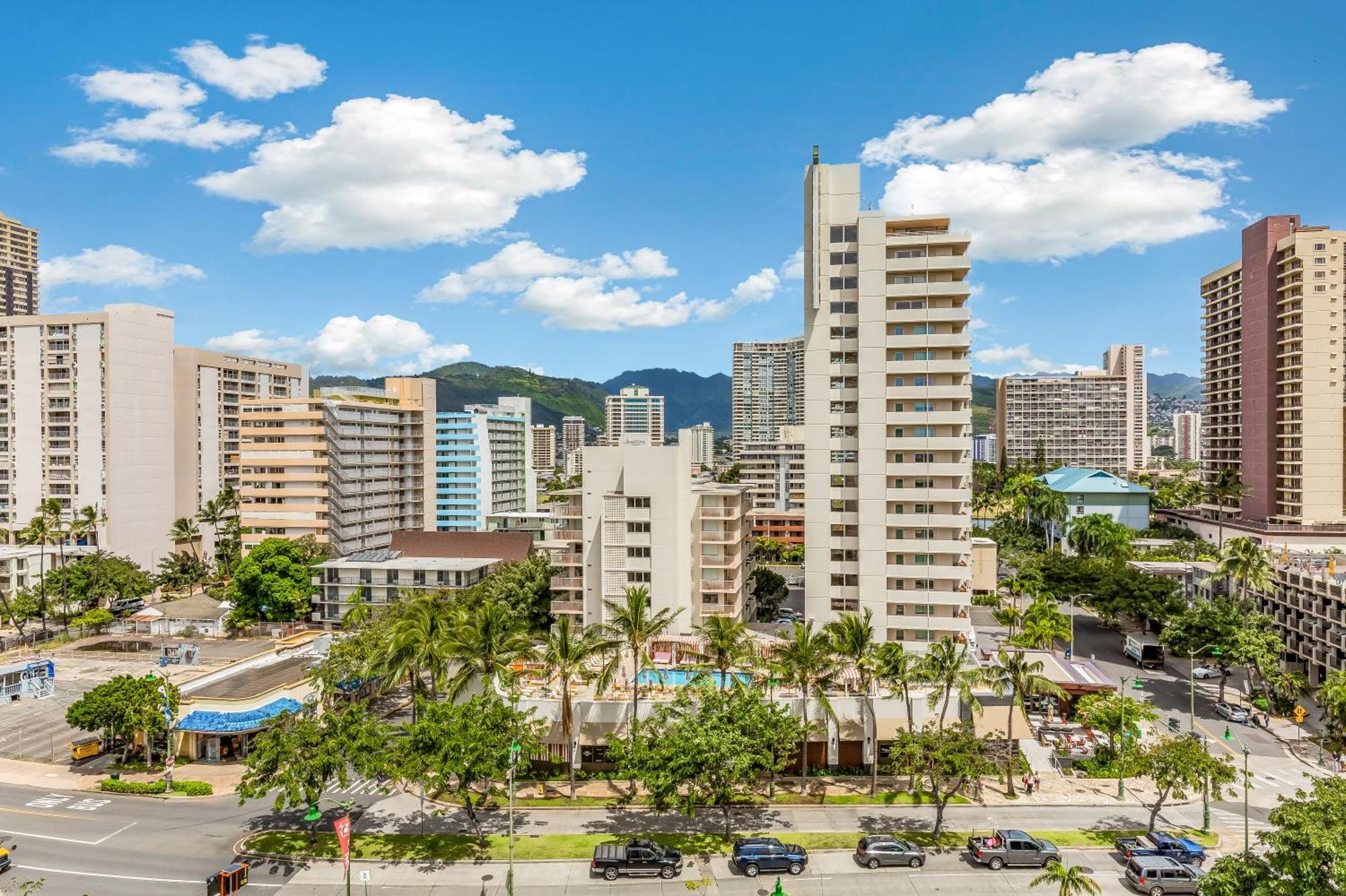 Luana Waikiki Hotel & Suites Honolulu Exterior photo