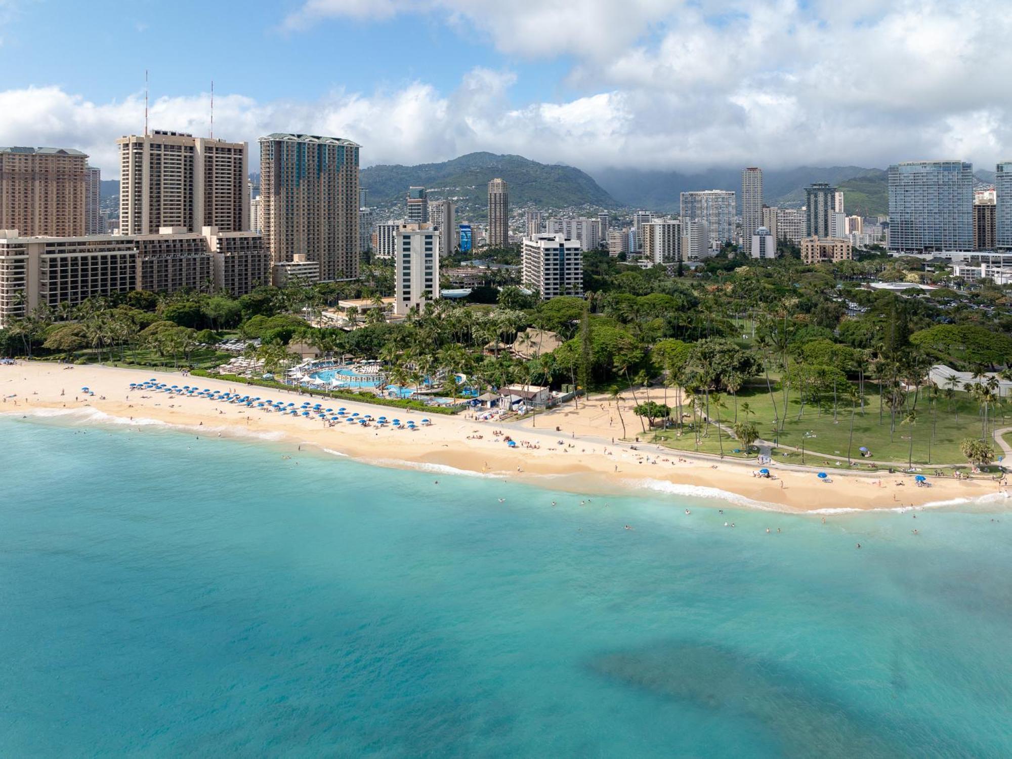 Luana Waikiki Hotel & Suites Honolulu Exterior photo