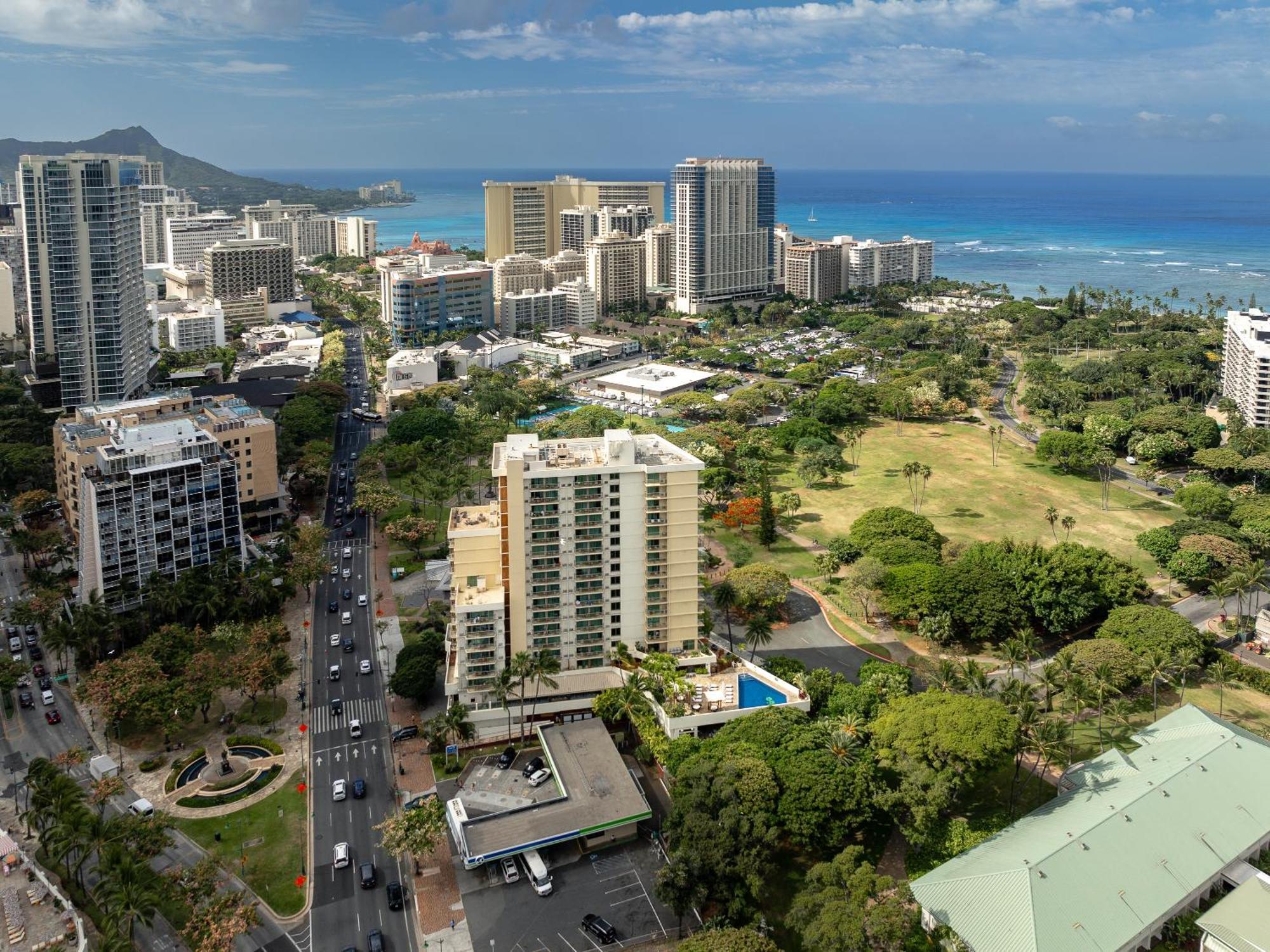 Luana Waikiki Hotel & Suites Honolulu Exterior photo
