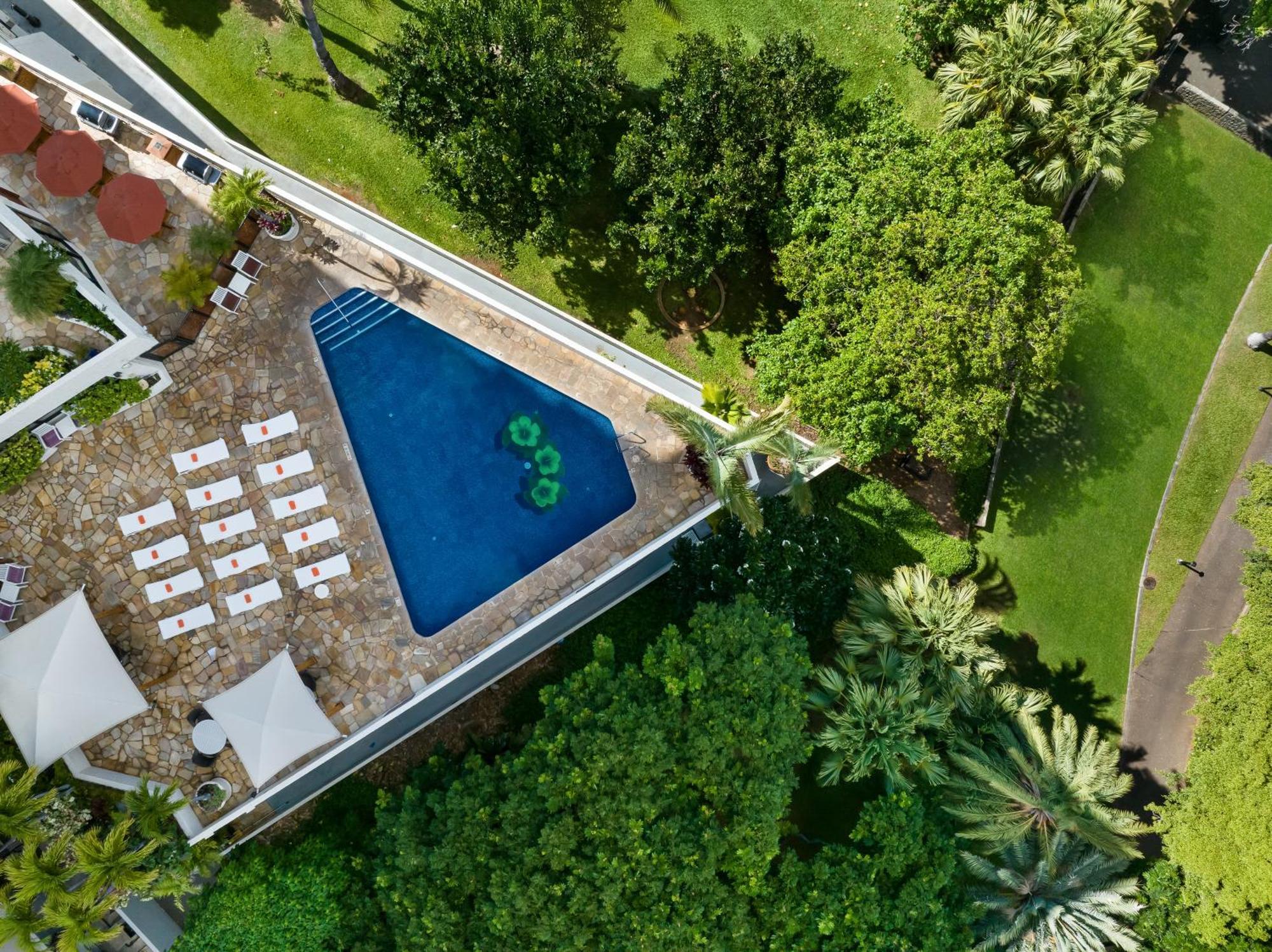 Luana Waikiki Hotel & Suites Honolulu Exterior photo